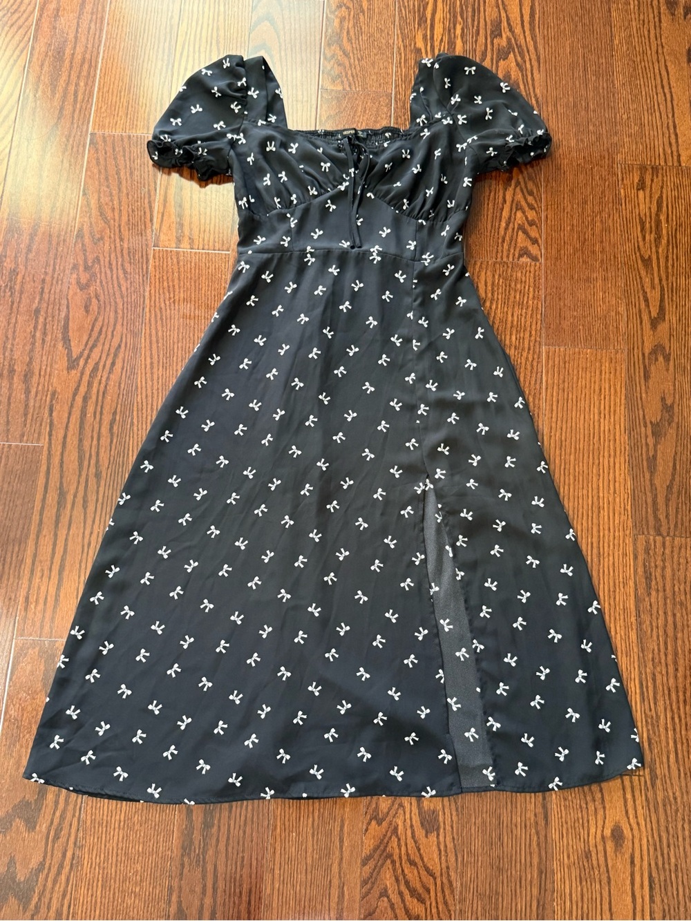 Hesperus Women’s Black Dress with White Bow Pattern